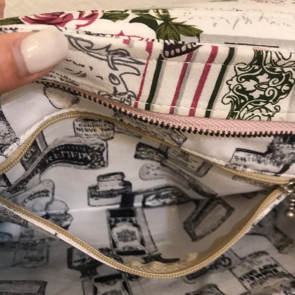 Handbag - Picture 7 of 8